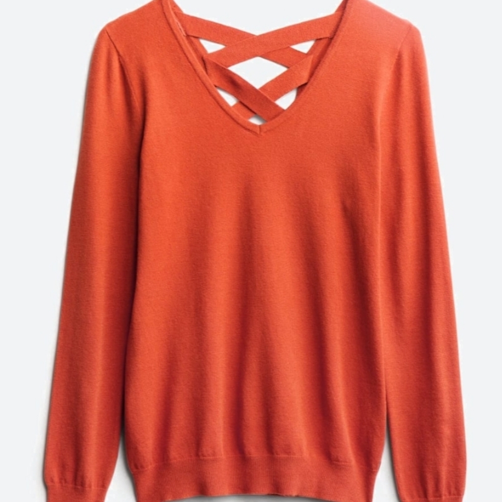 Love Ellie back detail sweater